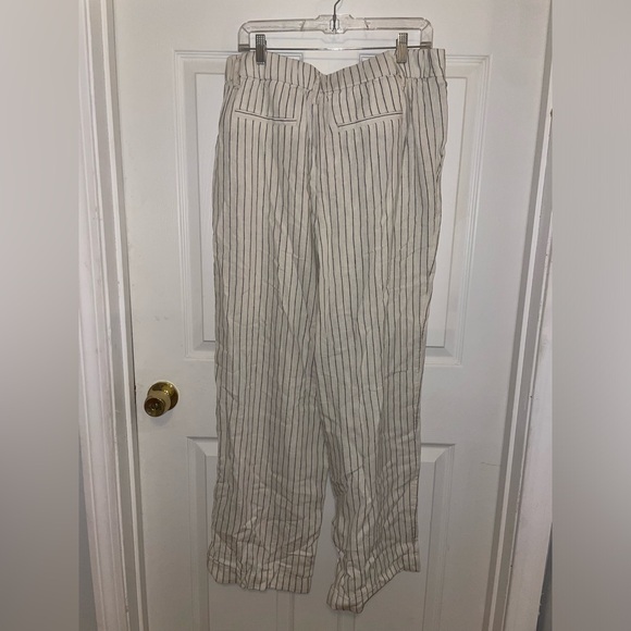 NWOT A NEW DAY HIGH RISE LINEN PLEATED PANTS 🖤 - Picture 9 of 11